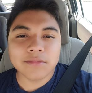 Meet your Posher, Derick